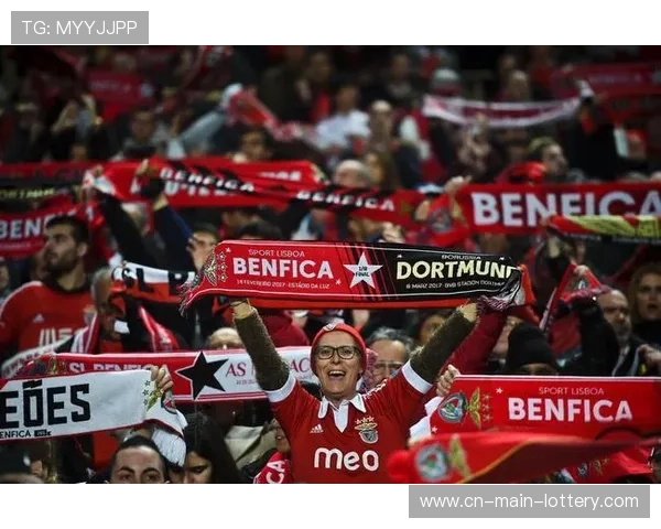 球迷场外抗议票价上涨，欧冠商业策略引争议