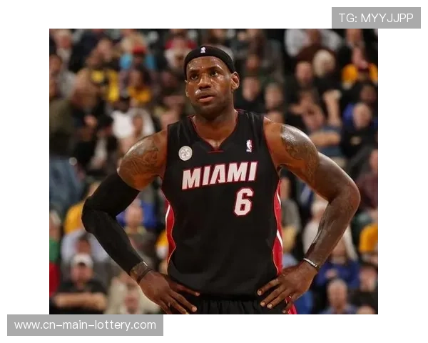 波什回忆詹姆斯离开热火：官宣前十分钟才短信告知，以为他在开玩笑